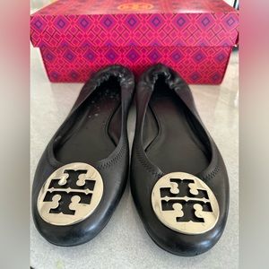 Tory Burch Reva Flats Size 8.5. Black with Silver Medallion